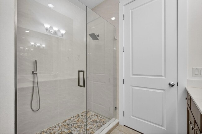 Building Photo - 7089 Edison Pl