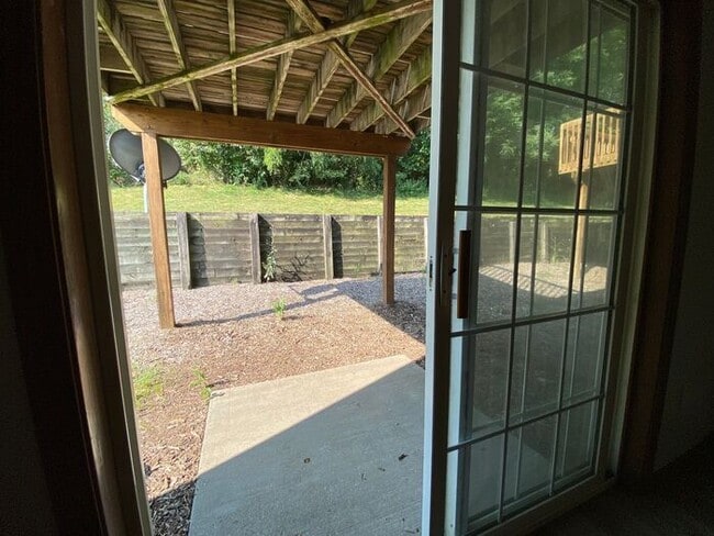 Building Photo - $2,100 | 3 Bedroom, 2 Bathroom Townhouse | NO PETS | Available for August 1st, 2026 Move In!