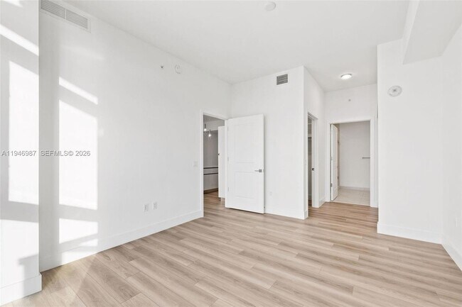 Building Photo - 101 Diplomat Pkwy