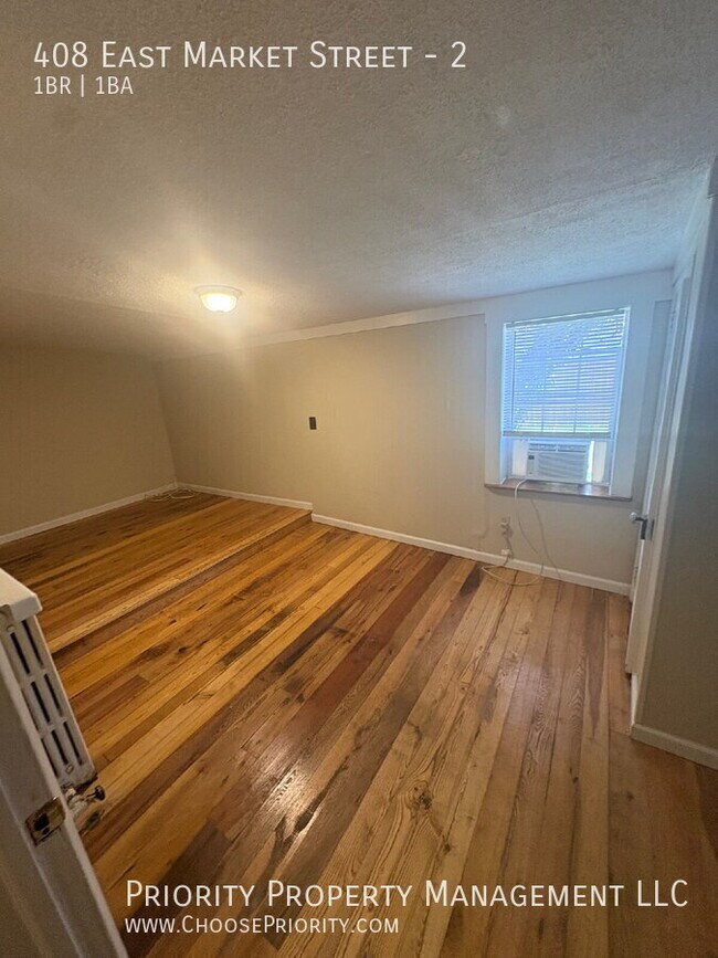 Building Photo - 408 E Market St