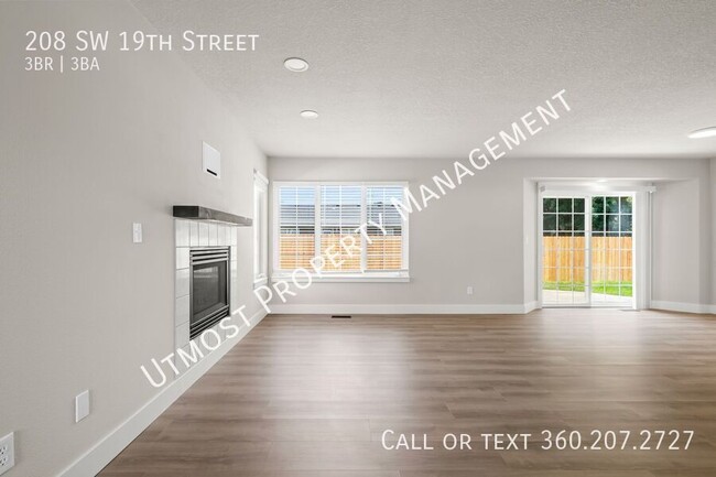 Building Photo - 208 SW 19th St