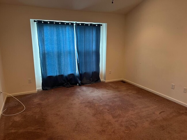Building Photo - 80 Apoorva Ln