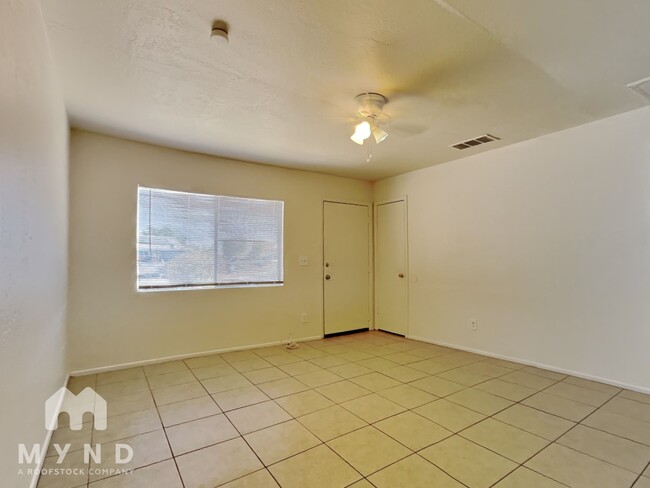 Building Photo - 15426 N Cactus Ln