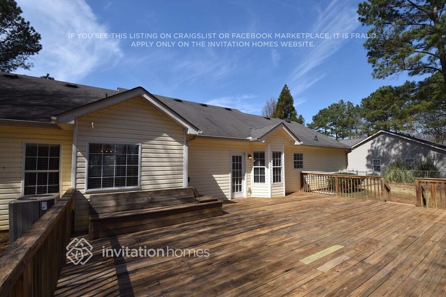 Building Photo - 120 Kimbell Farm Dr