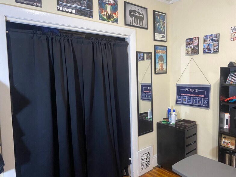 Building Photo - 2 Imrie Rd