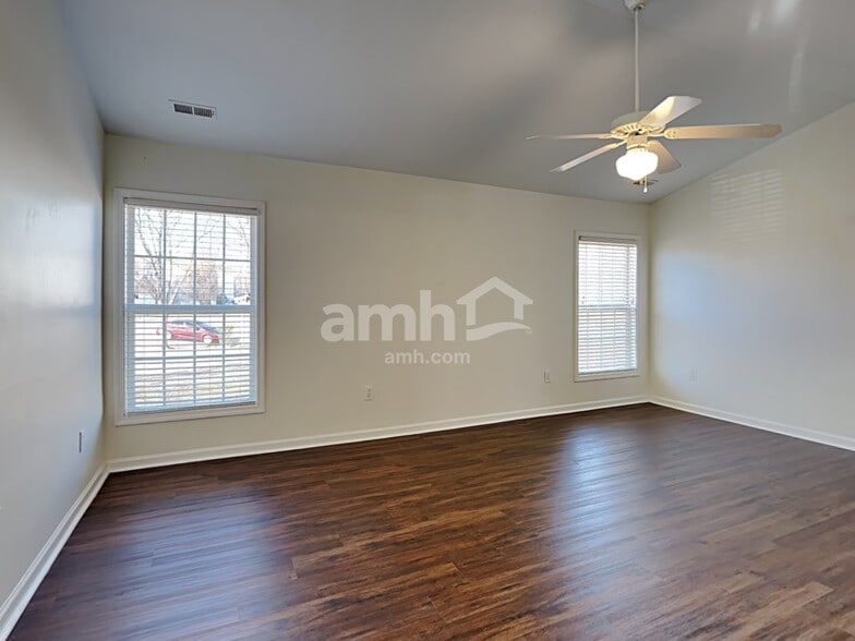 Building Photo - 101 Tagus Ct