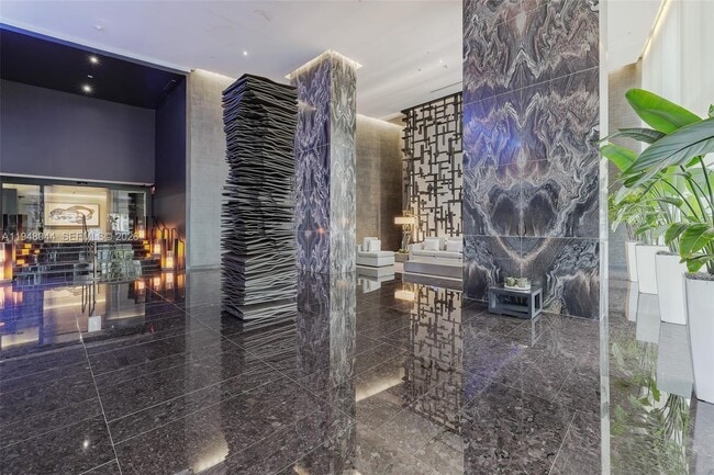 Building Photo - 1800 S Ocean Dr