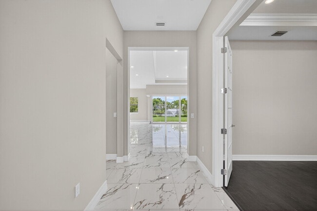 Building Photo - 10904 Stellar Cir