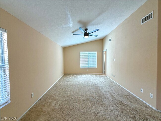 Building Photo - 1420 Dream Bridge Dr