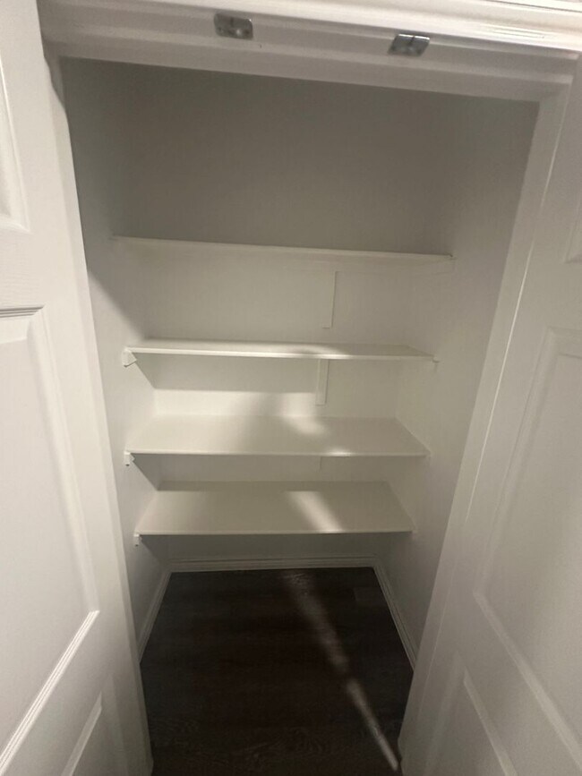 Building Photo - 3Bed/2Bath
