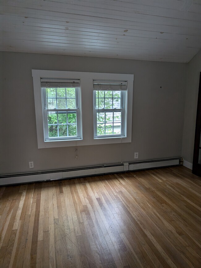 Building Photo - 121 Franklin St