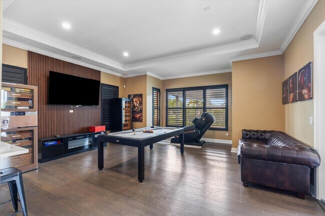 Building Photo - 17511 Cadena Dr
