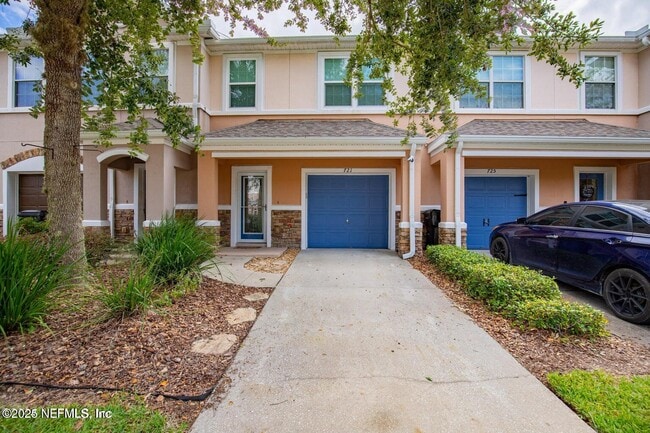 Building Photo - 721 Crystal Way