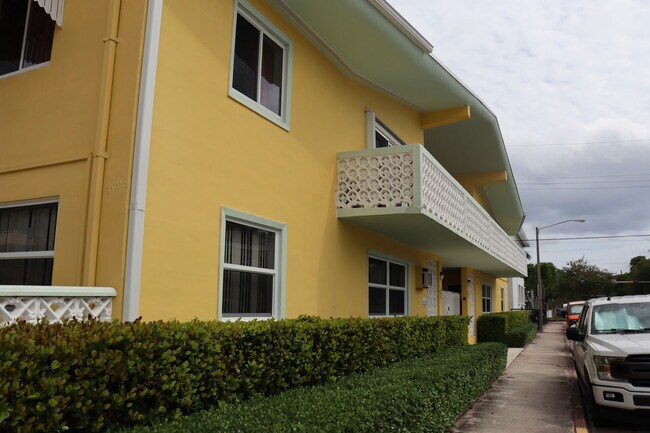 Building Photo - 8101 Abbott Ave