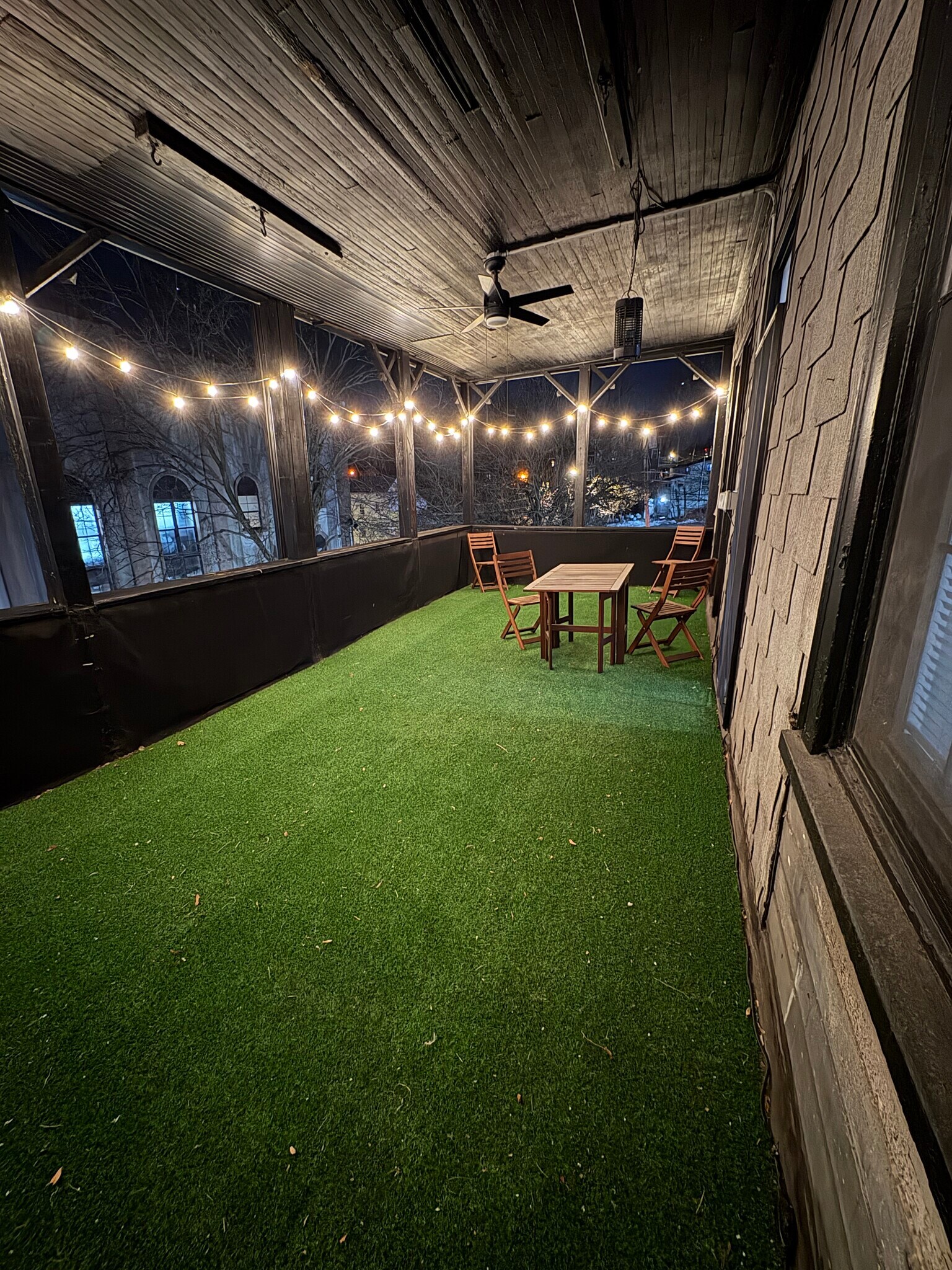 Building Photo - 393 Van Duzer St