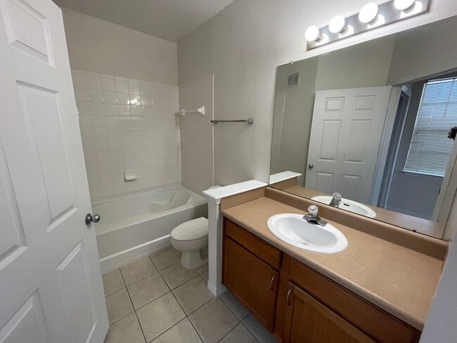 Building Photo - 8112 Claire Ann Dr
