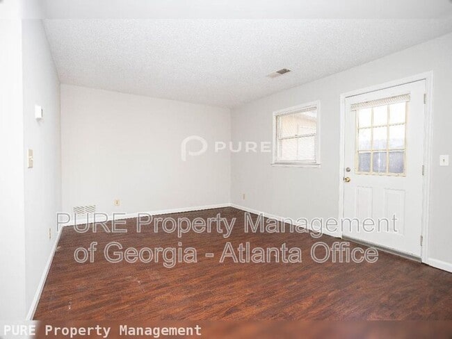 Building Photo - 772 Rogers Way SW