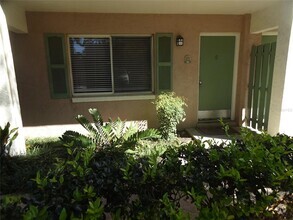 Building Photo - 128 Water Front Way