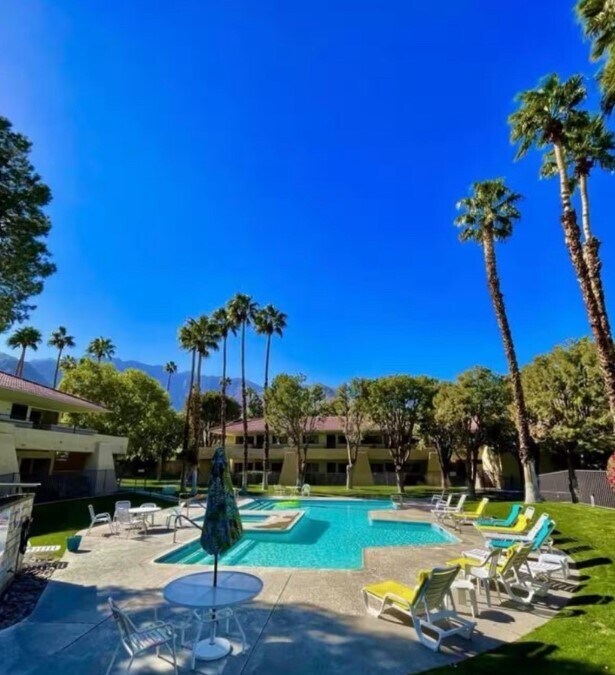 Building Photo - 680 N Ashurst Ct