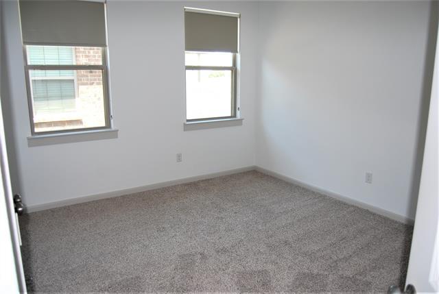 Building Photo - 2133 Bonnell St