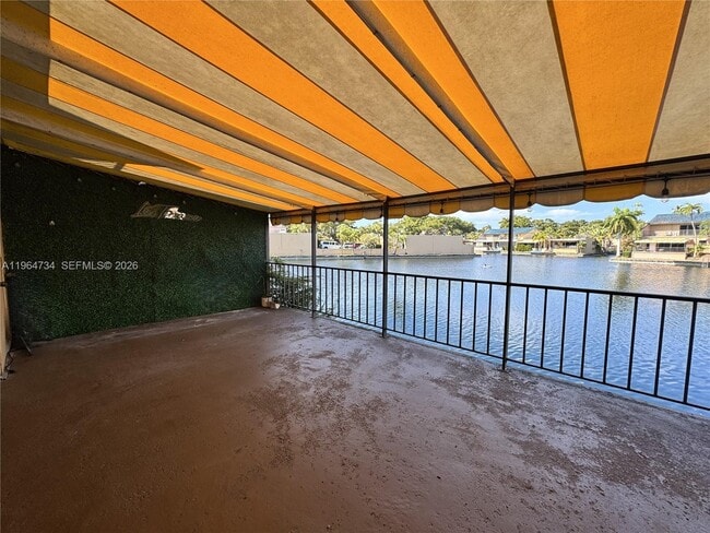 Building Photo - 15896 Kilmarnock Dr