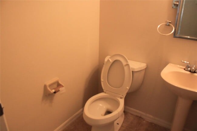 Building Photo - 10579 Satinwood Cir