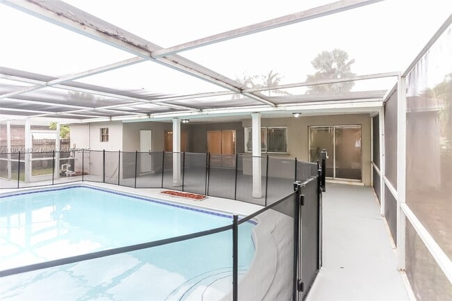 Building Photo - 3391 NW 42nd St