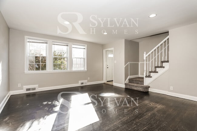 Building Photo - The Lifestyle You Deserve.