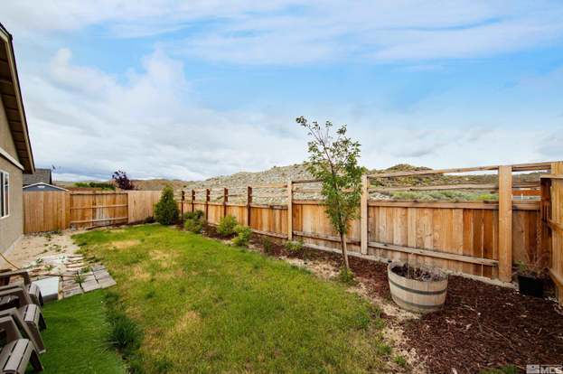 Building Photo - 698 Valmy Dr