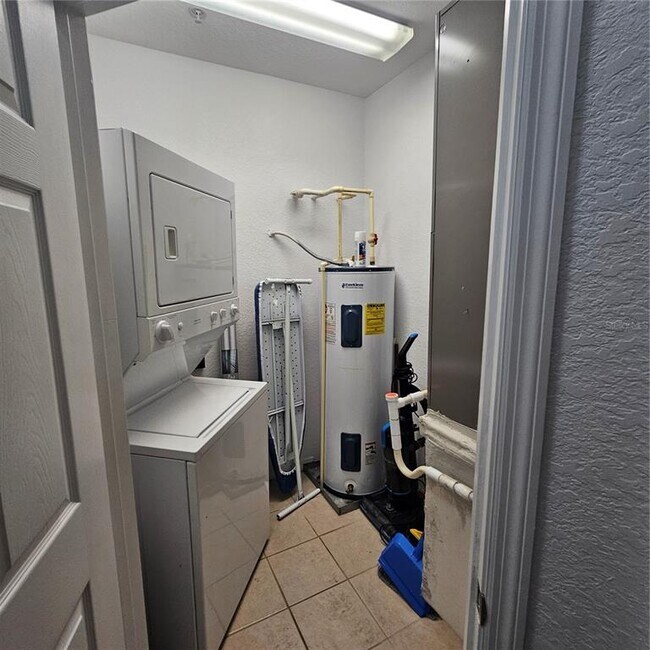 Building Photo - 9055 Treasure Trove Ln
