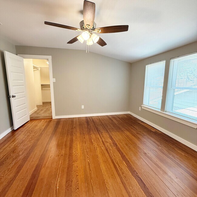 Building Photo - 2222 16th St