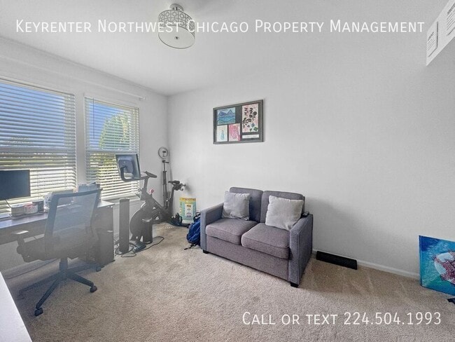 Building Photo - 9 Gillingham Ct