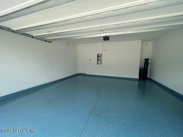 Building Photo - 42 Golden Fern Dr