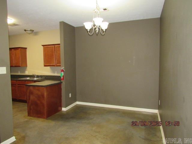 Building Photo - 1410 Robins St