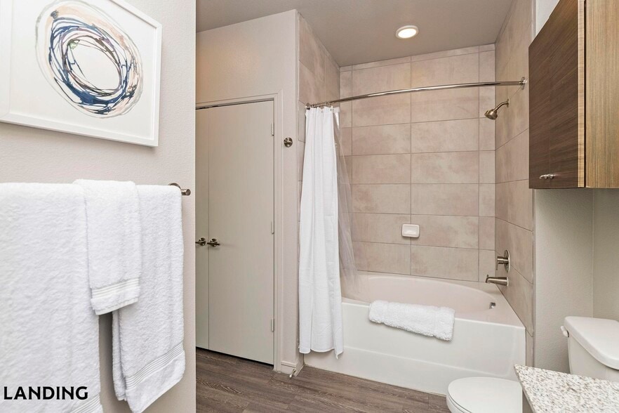 Building Photo - 1401 S Lamar Blvd