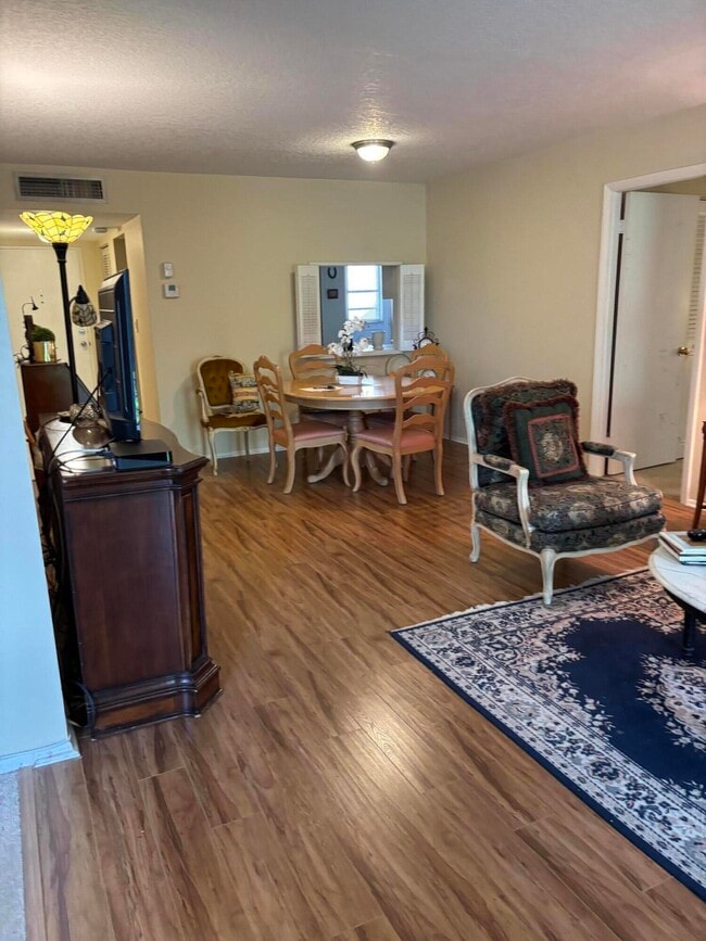 Building Photo - 6461 NW 2nd Ave