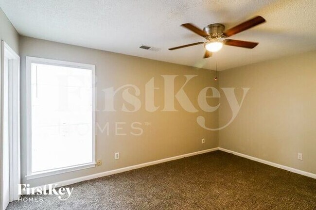 Building Photo - 4397 Hunt Ln