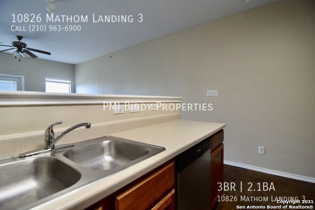Building Photo - 10826 Mathom Landing