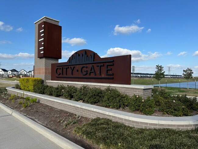 Building Photo - 3002 Skyline Mesa Dr