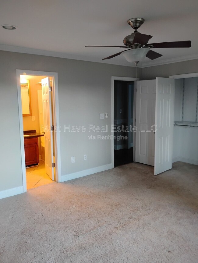 Building Photo - 8119 Kerrybrook Cir