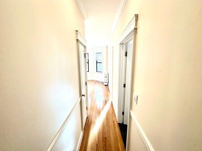 Building Photo - 1340 Commonwealth Ave