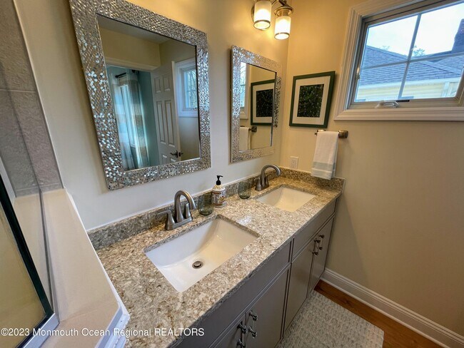 Building Photo - 1815 S M St