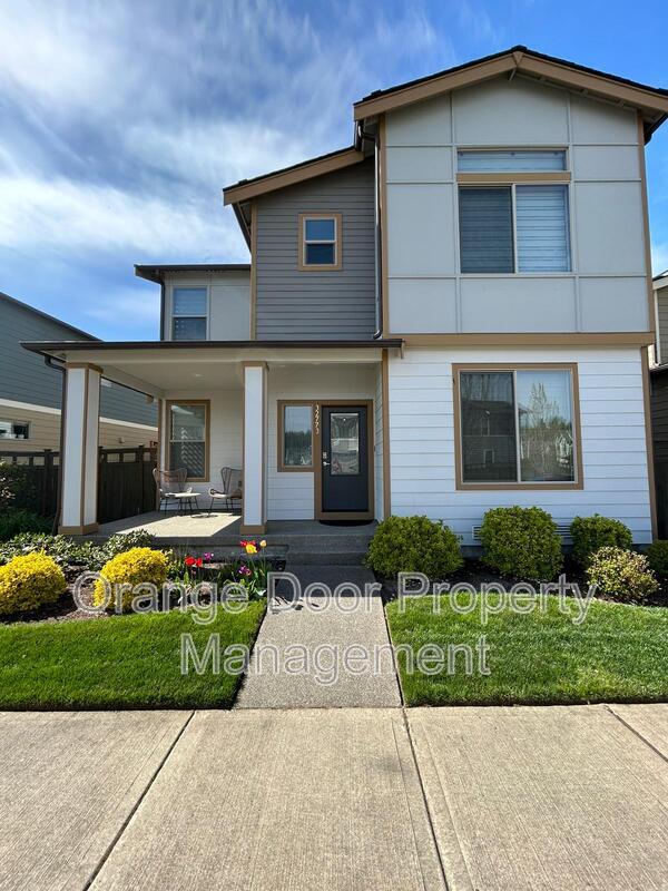 Building Photo - 32773 Maple Ave SE