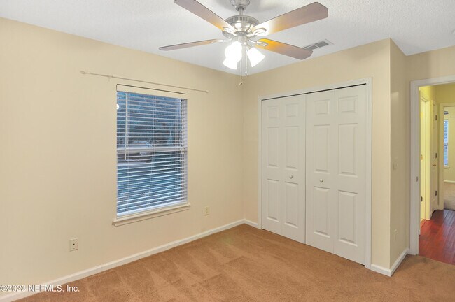 Building Photo - 12062 W Dalmation Ln