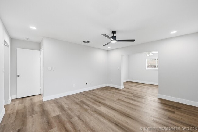 Building Photo - 11991 SW 51st Ct