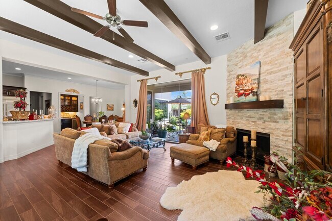 Building Photo - 34 W Shadow Creek Villas Loop