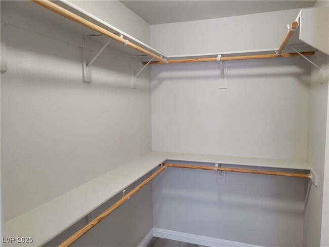 Building Photo - 2809 El Cubano Ct