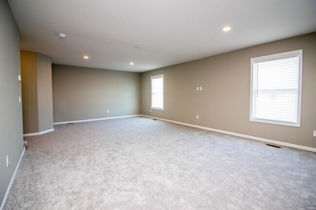 Building Photo - 444 Brescia Dr