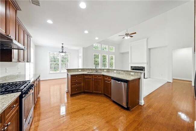 Building Photo - 12554 Huntington Trace