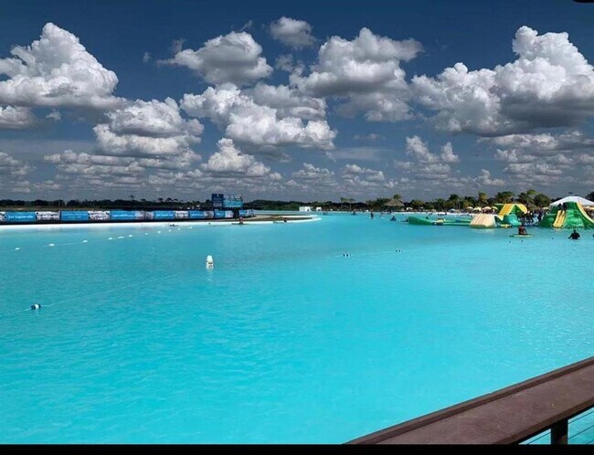 Building Photo - 31894 BLUE PASSING Loop